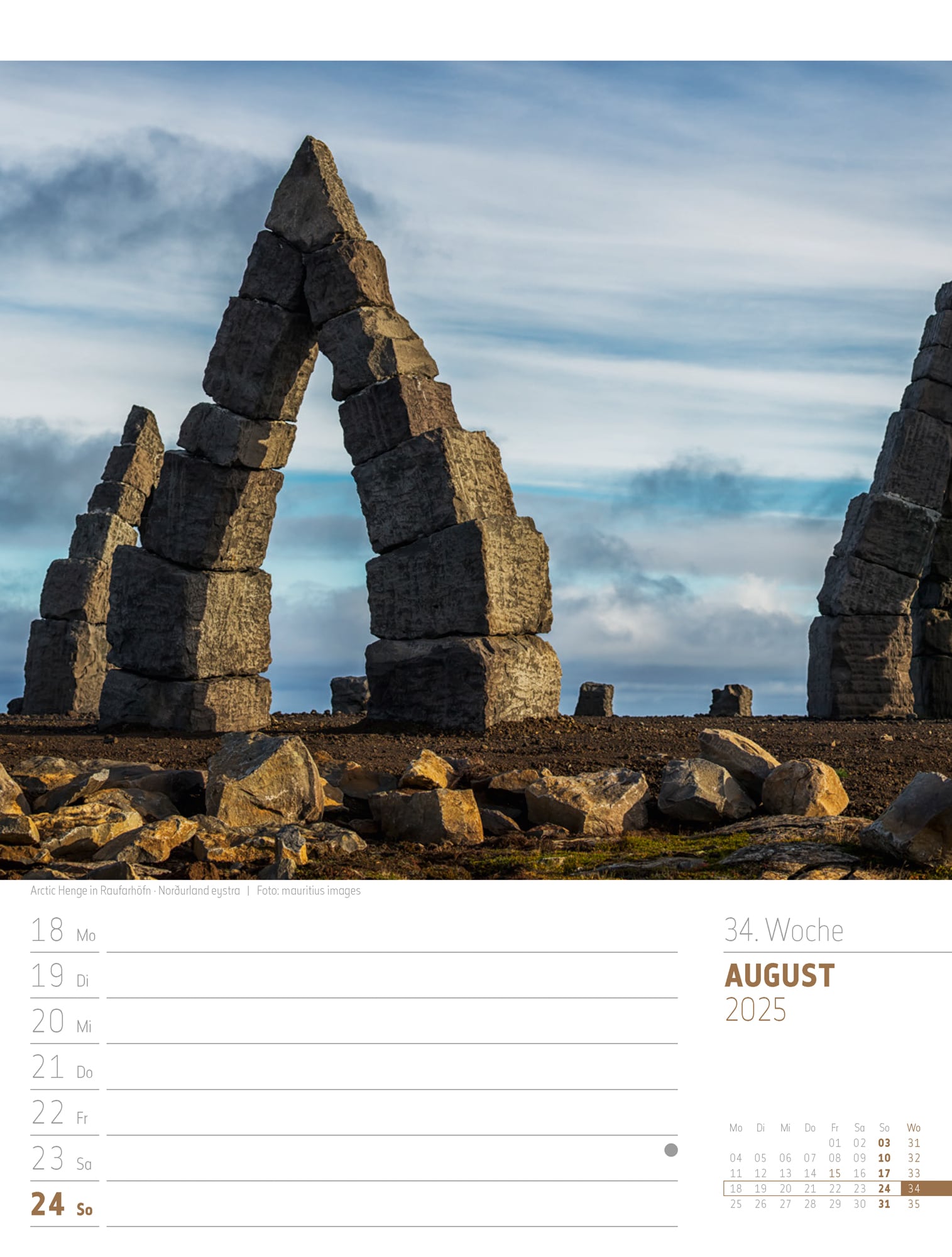 Ackermann Calendar Iceland 2025 - Weekly Planner - Inside View 37