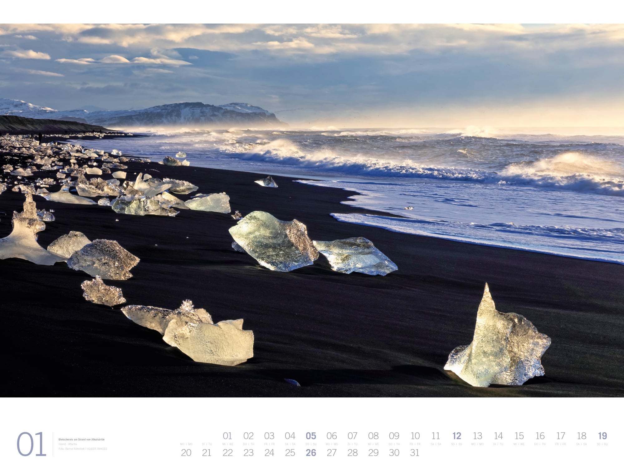 Ackermann Calendar Sea - Gallery 2025 - Inside View 01