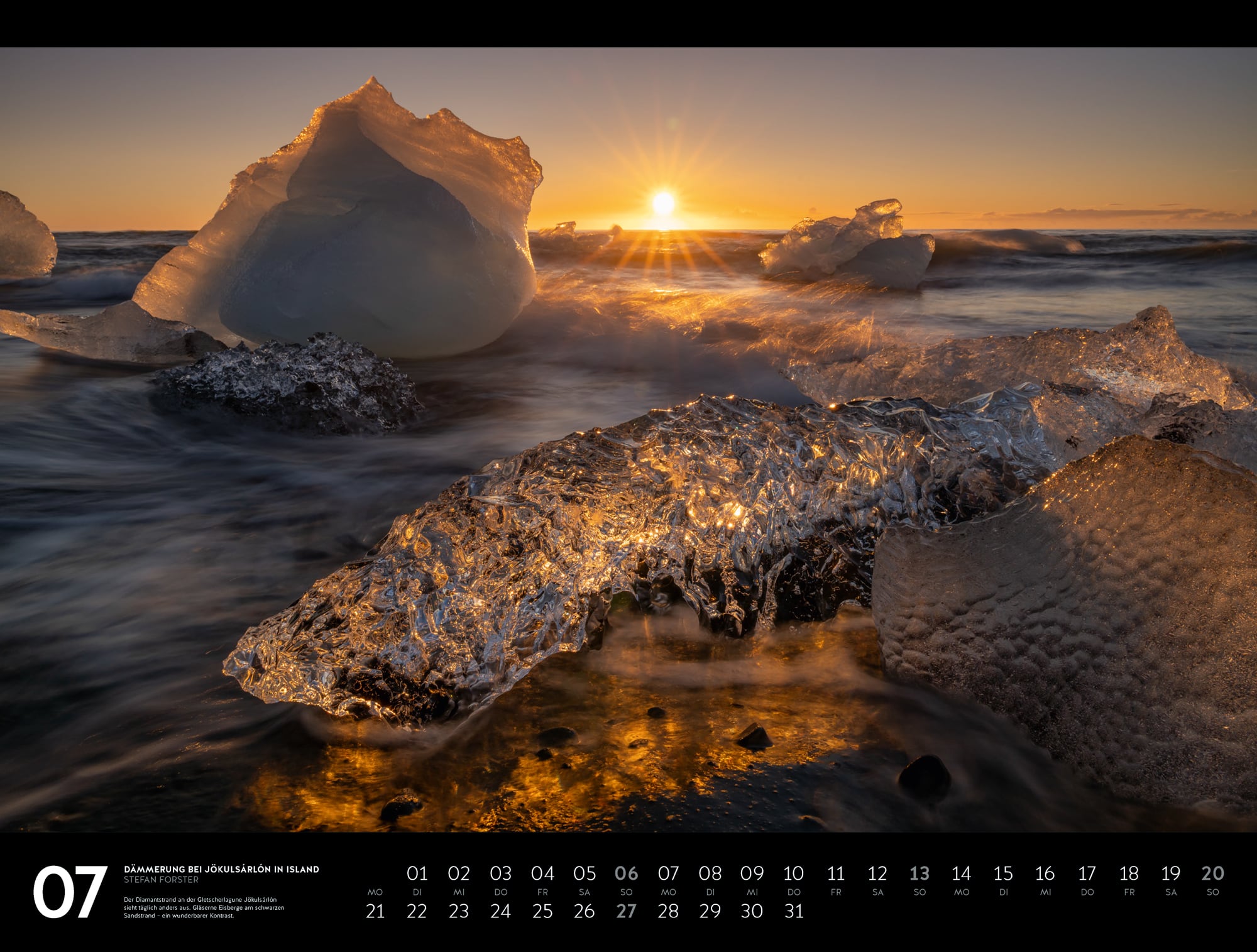 Ackermann Calendar Nordic Worlds - Signature Calendar 2025 - Inside View 07