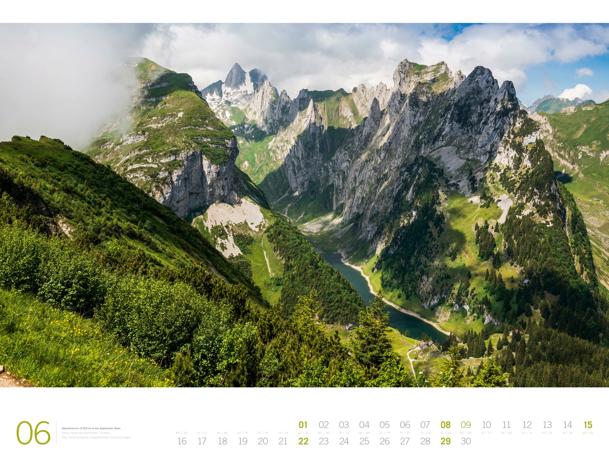 Ackermann Calendar Alps - Gallery 2025 - Inside View 06