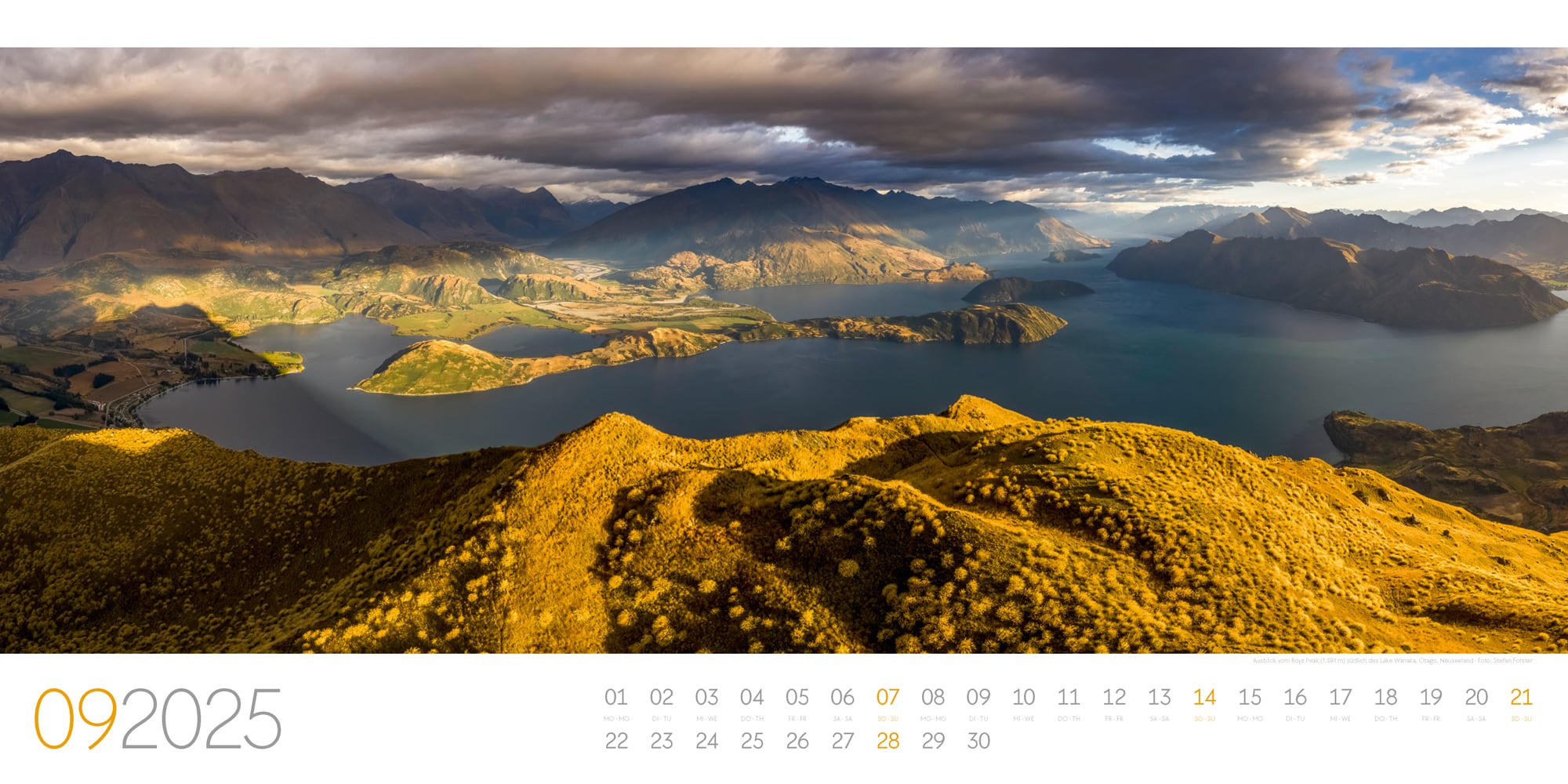 Ackermann Calendar Panoramic Views - Stefan Forster 2025 - Inside View 09