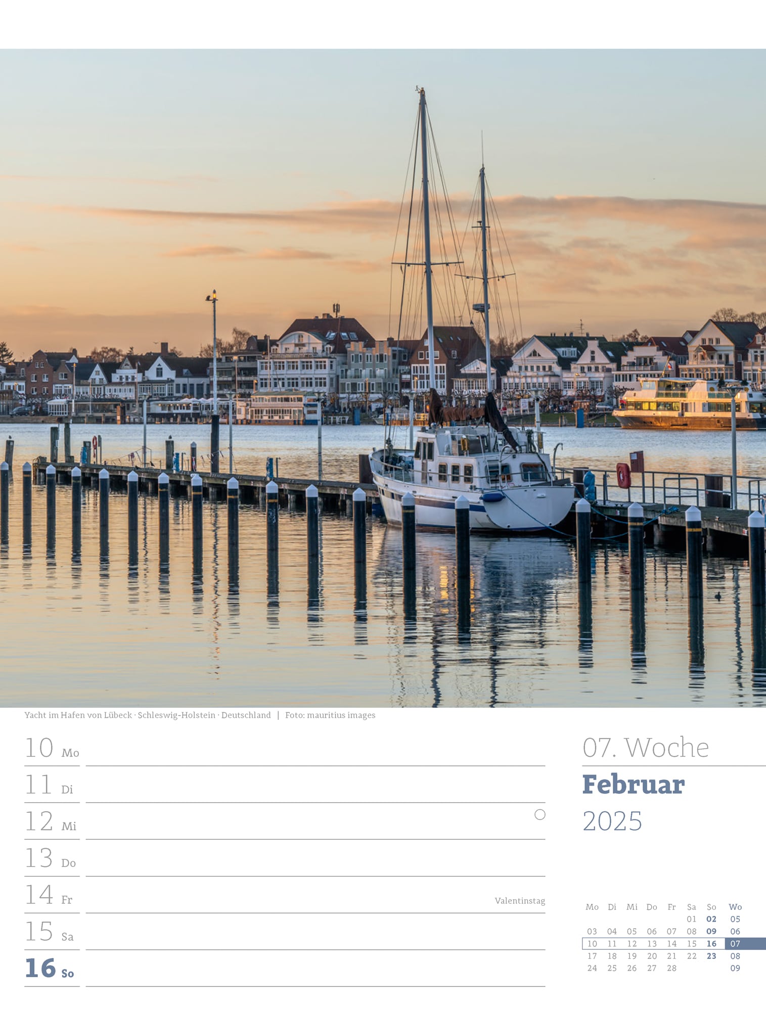 Ackermann Calendar At the Seaside 2025 - Weekly Planner - Inside View 10
