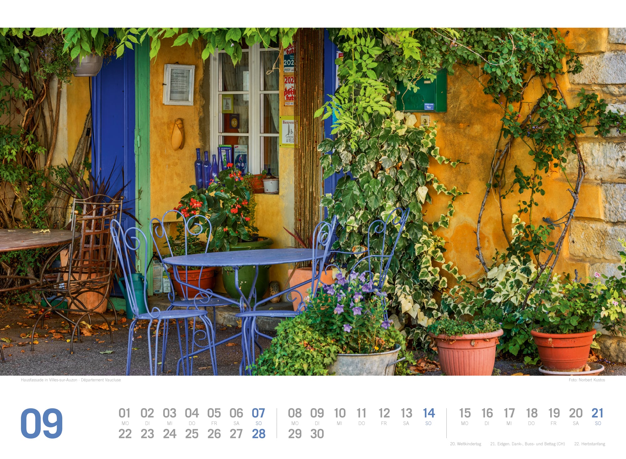 Ackermann Calendar Provence 2025 - Inside View 09