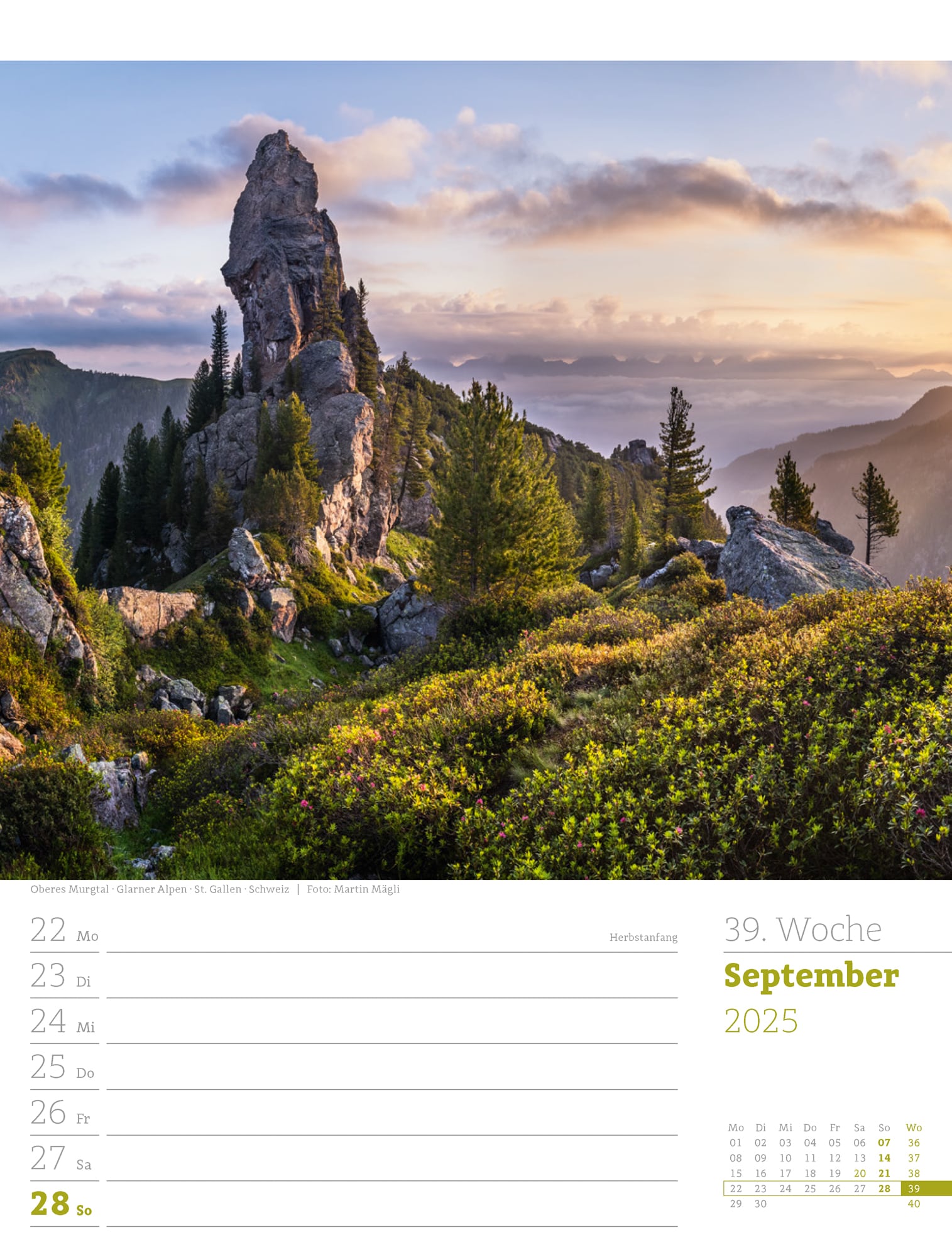 Ackermann Calendar Alps 2025 - Weekly Planner - Inside View 42